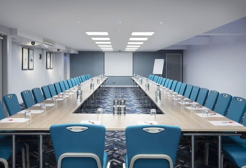 فندق Leonardo  London Heathrow Airport