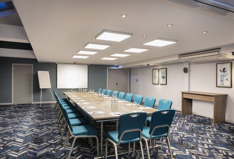 فندق Leonardo  London Heathrow Airport