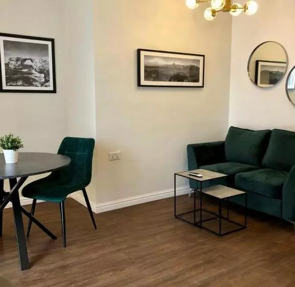 هتل Park Lane Boutique Apart