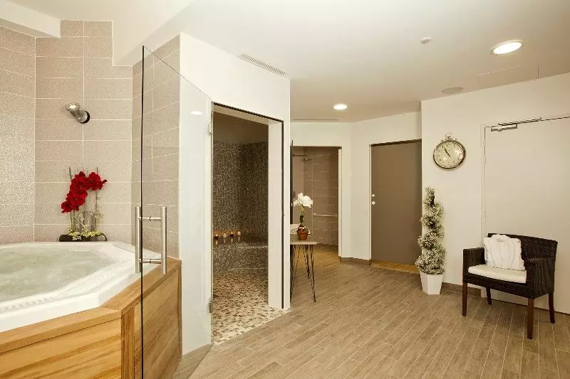 Hotel Residhome Arcachon Plazza