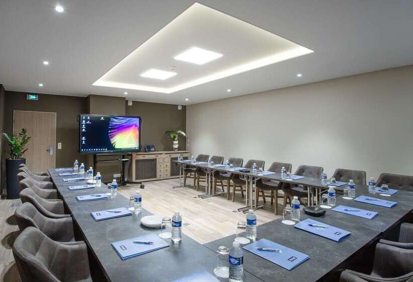 Kyriad Chambéry Centre   Hôtel Et Résidence