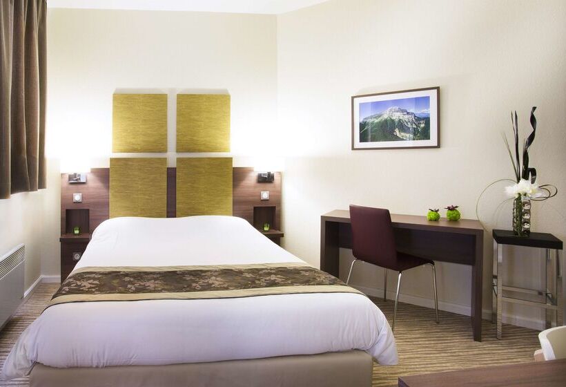 Kyriad Chambéry Centre   Hôtel Et Résidence