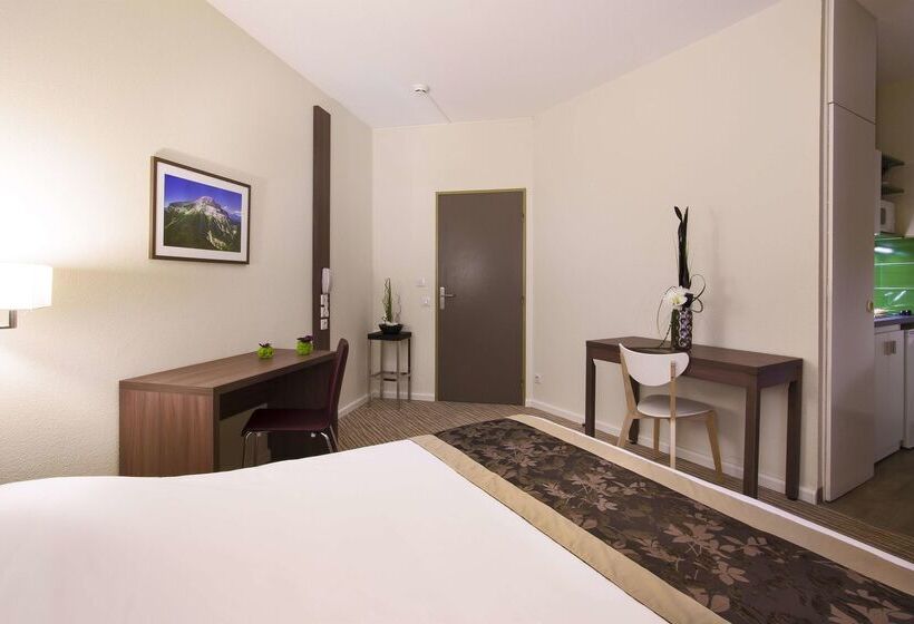 Kyriad Chambéry Centre   Hôtel Et Résidence