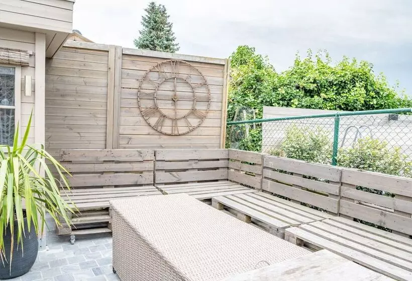 Hotelli Diane S Cottage