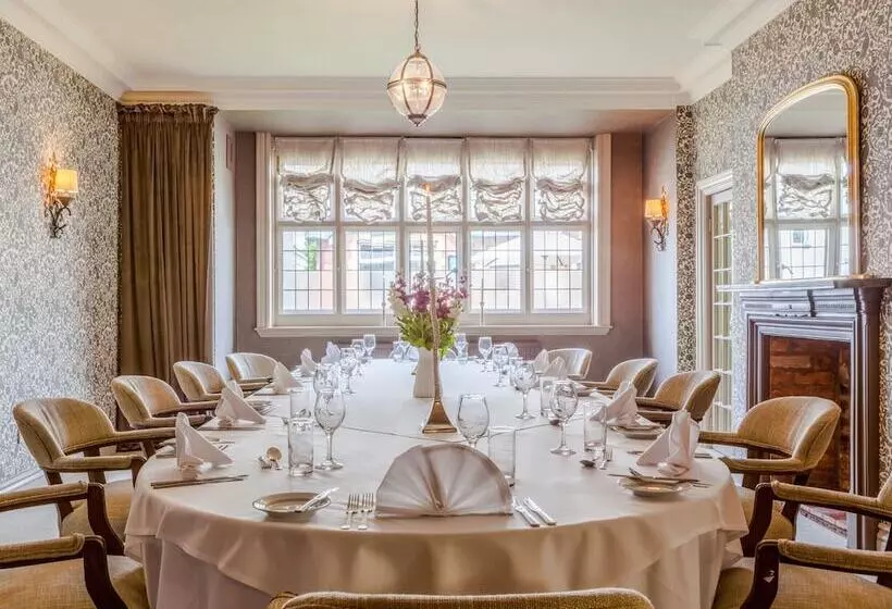 Colwall Park   Hotel, Bar & Restaurant