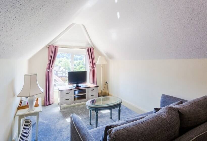 Colwall Park   Hotel, Bar & Restaurant