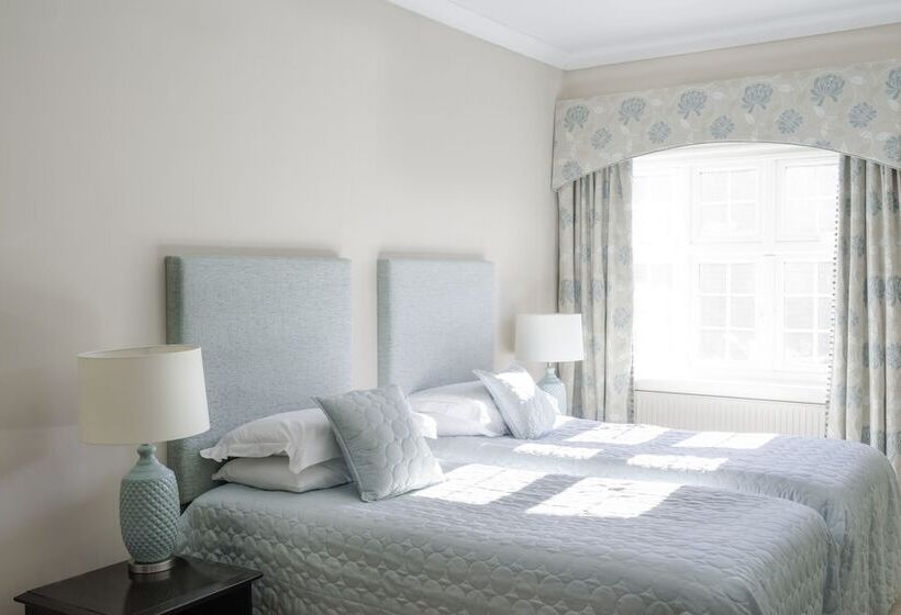 Colwall Park   Hotel, Bar & Restaurant