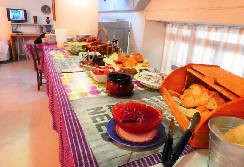 Hotel Fivos   Hostel