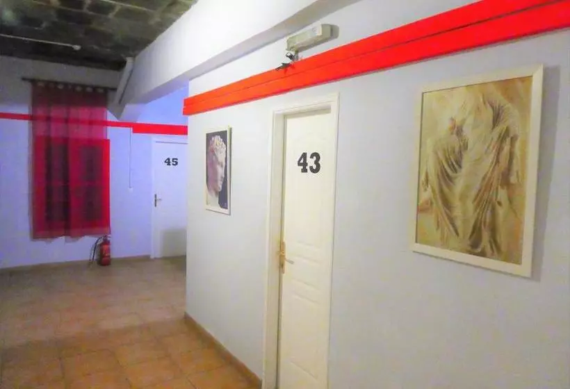 בית מלון כפרי Fivos Hostel