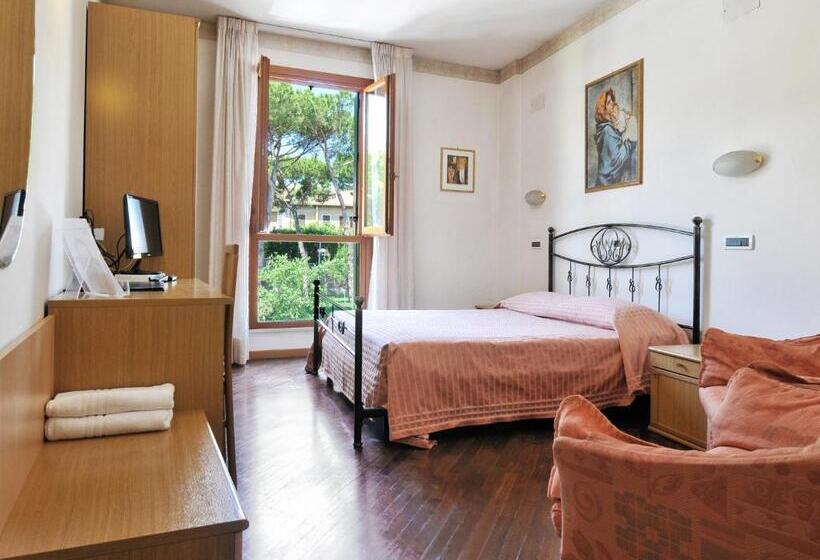 ホテル Albergo Bice