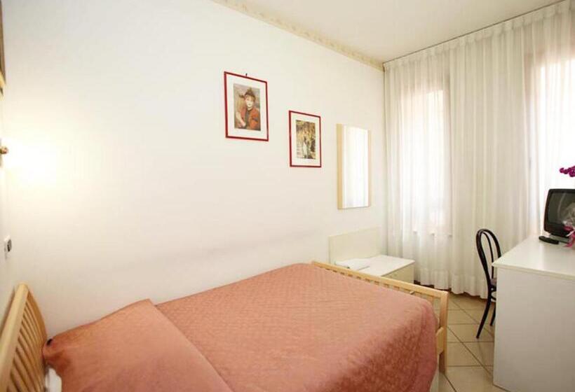 ホテル Albergo Bice