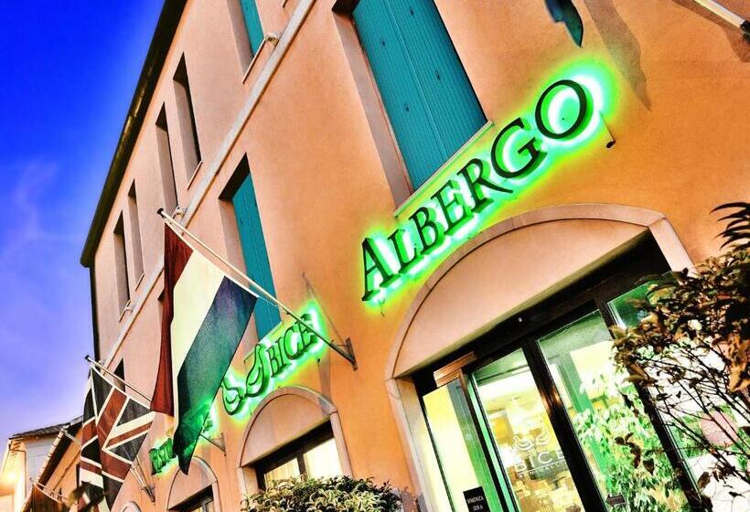 ホテル Albergo Bice