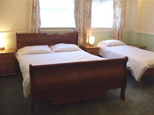 호텔 Ayah Villa Guest House