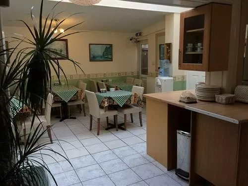 בית מלון כפרי Ayah Villa Guest House