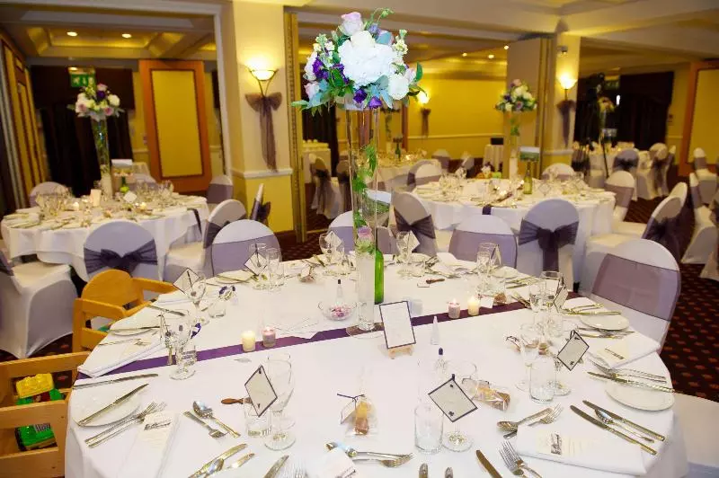 酒店 Best Western Gables