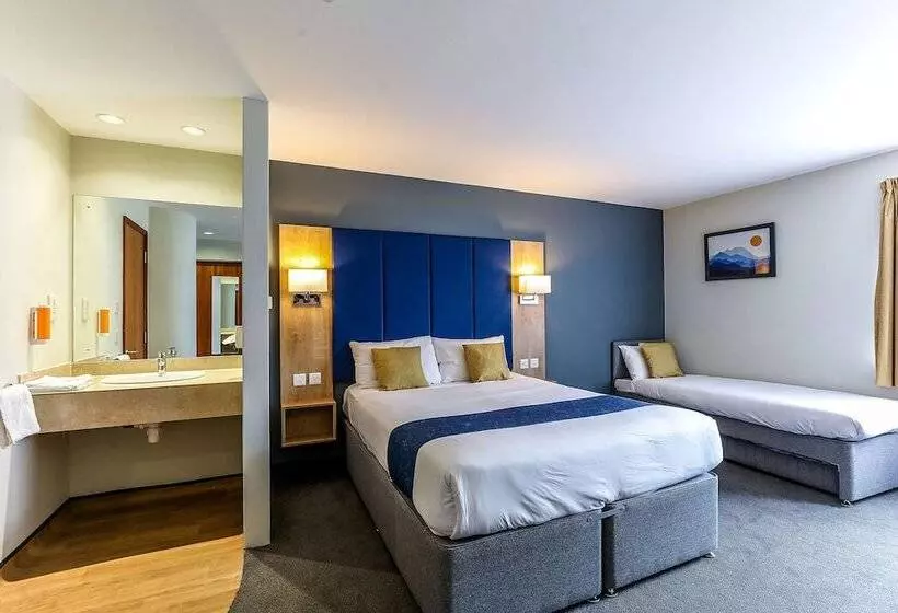 هتل Days Inn Peterborough