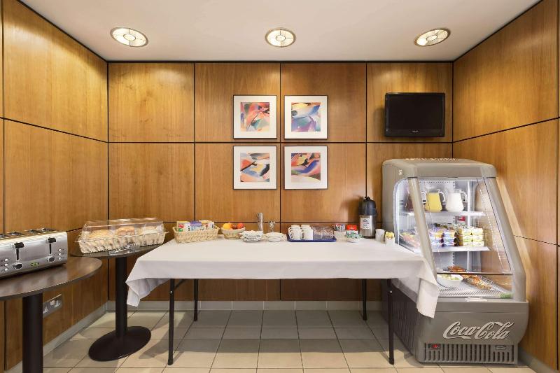 Hotel Days Inn Peterborough