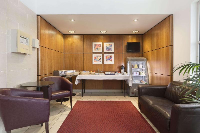 בית מלון כפרי Days Inn Peterborough