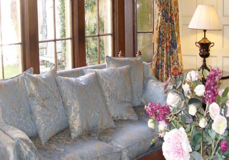 فندق Dumbleton Hall