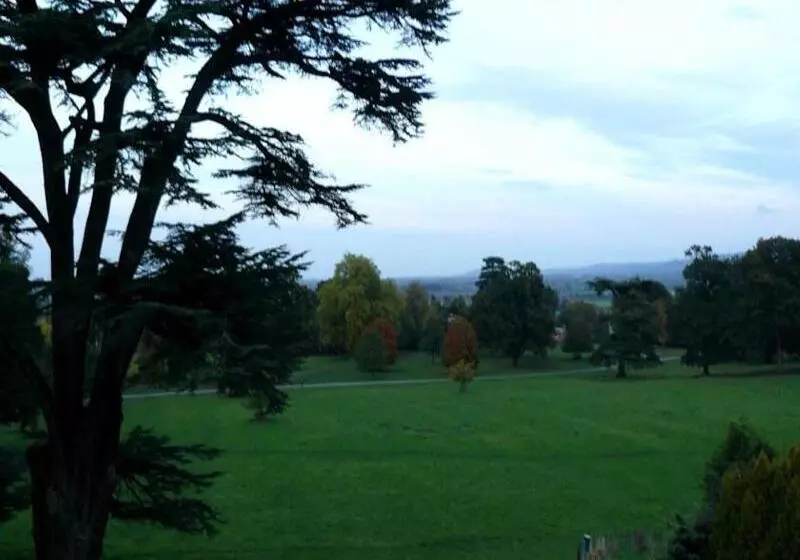 ホテル Dumbleton Hall