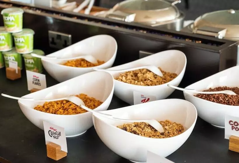 酒店 Holiday Inn Express Leigh   Sports Village, An Ihg