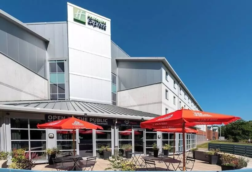 酒店 Holiday Inn Express Leigh   Sports Village, An Ihg