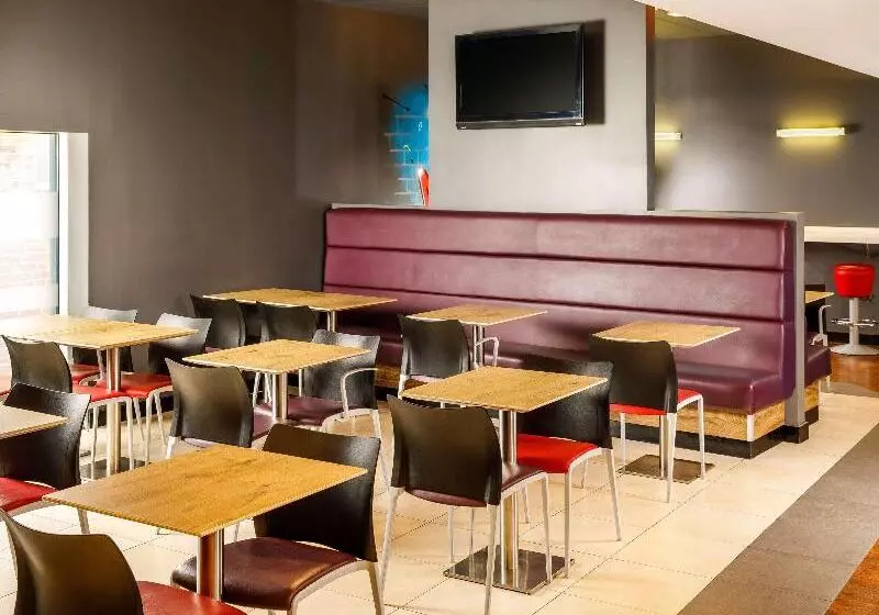 Отель Ibis Nottingham Centre