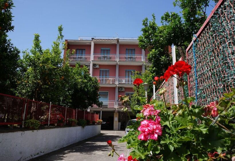 בית מלון כפרי Maison Susy