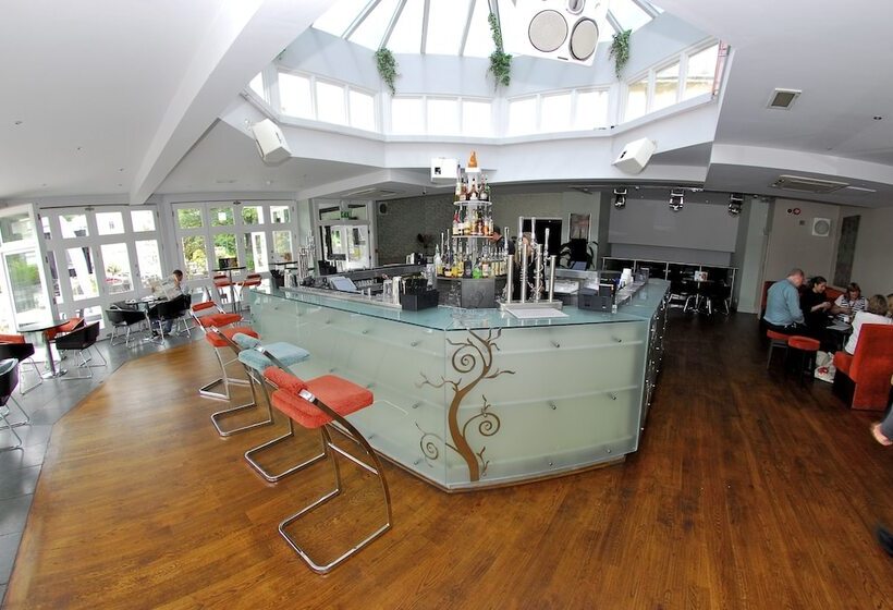 فندق Royal Exeter