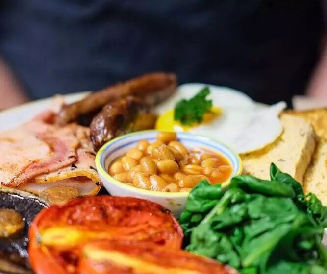 בית מלון כפרי Royal Exeter