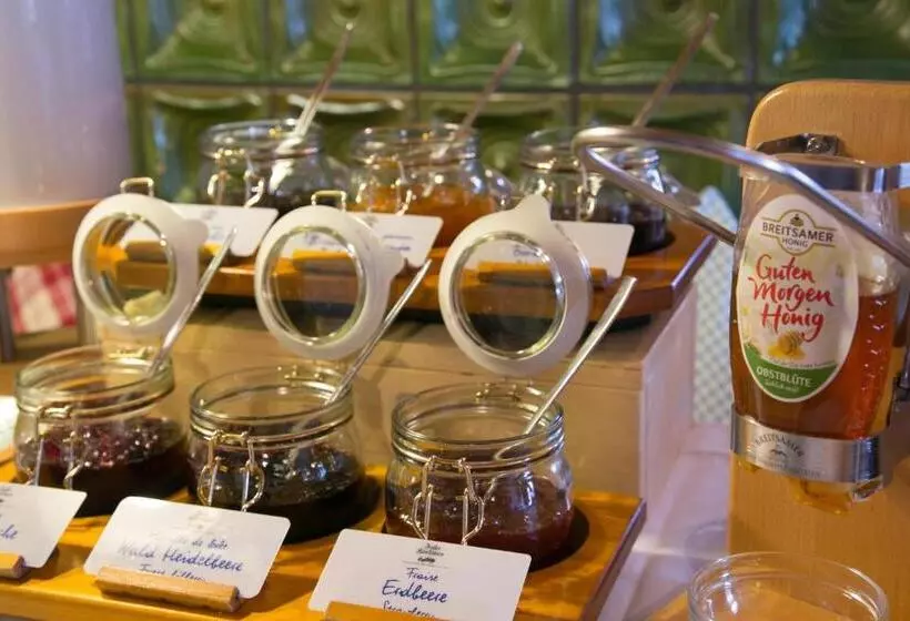 בית מלון כפרי Sascha's Kachelofen