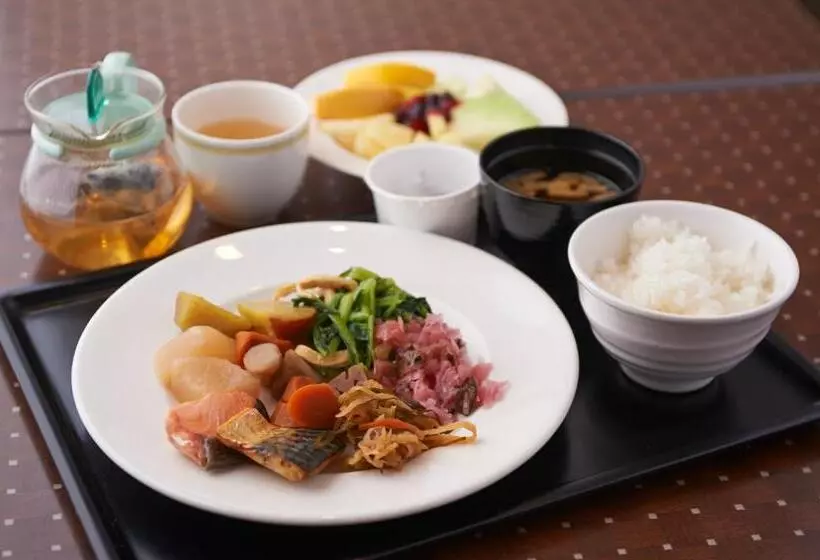 Отель Sotetsu Fresa Inn Higashi Shinjuku