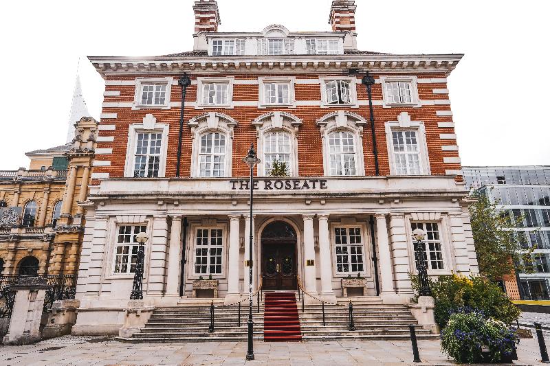 酒店 The Roseate Reading