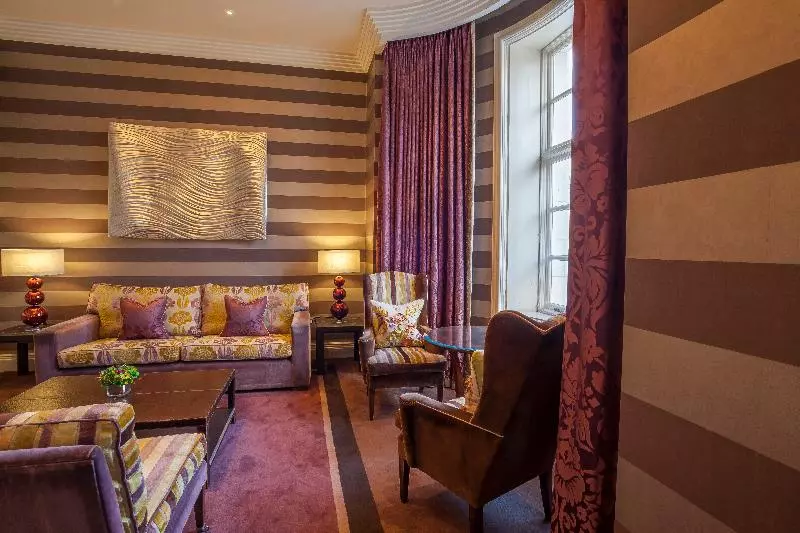 فندق The Roseate Reading