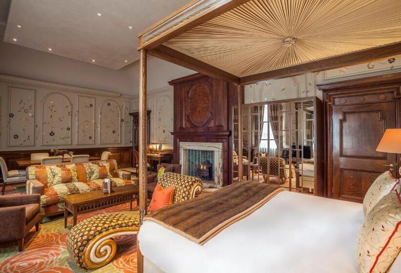 酒店 The Roseate Reading