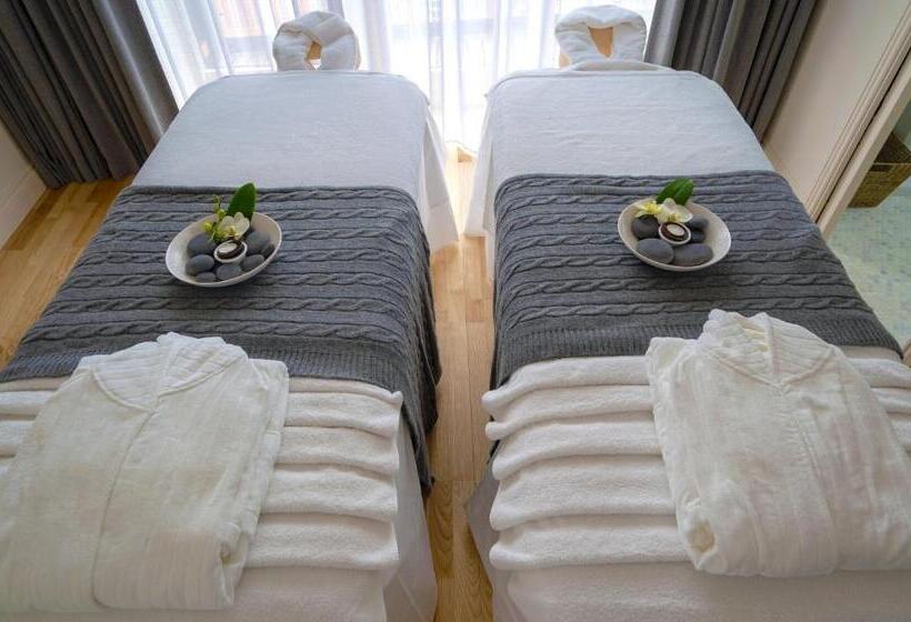 酒店 The Roseate Reading