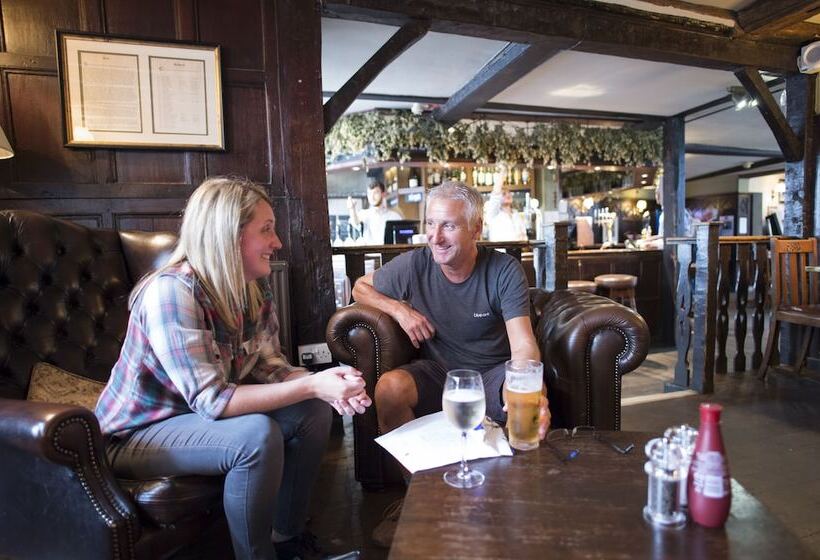 Отель The Sun Inn