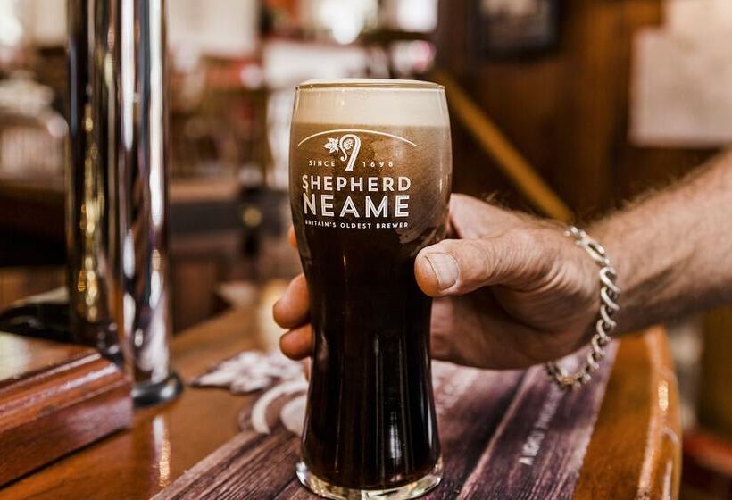 Отель The Sun Inn