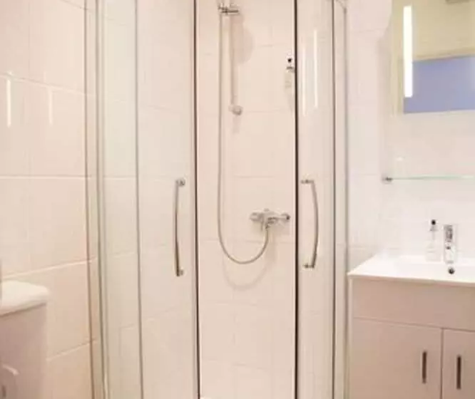 هتل The Washington