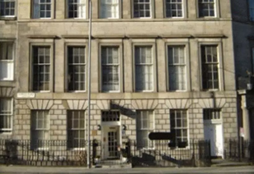 هتل Playfair House