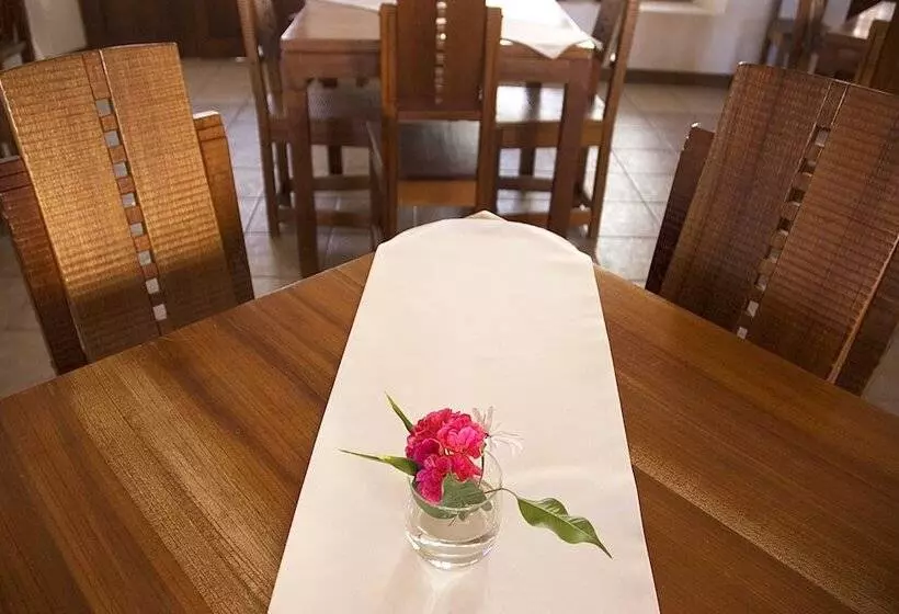 هتل Villa Antigua