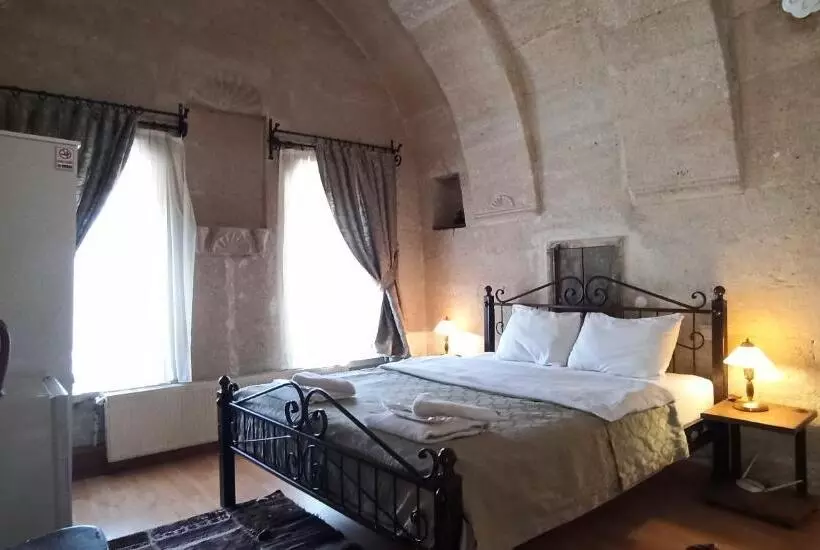 汽车旅馆 Nomads Cave Hotel & Rooftop