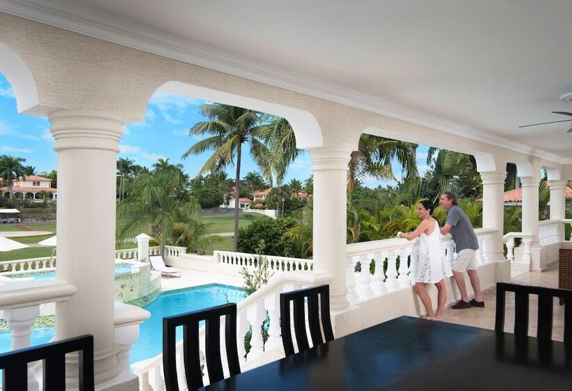 استراحتگاه Crown Villas 6 Bdrm