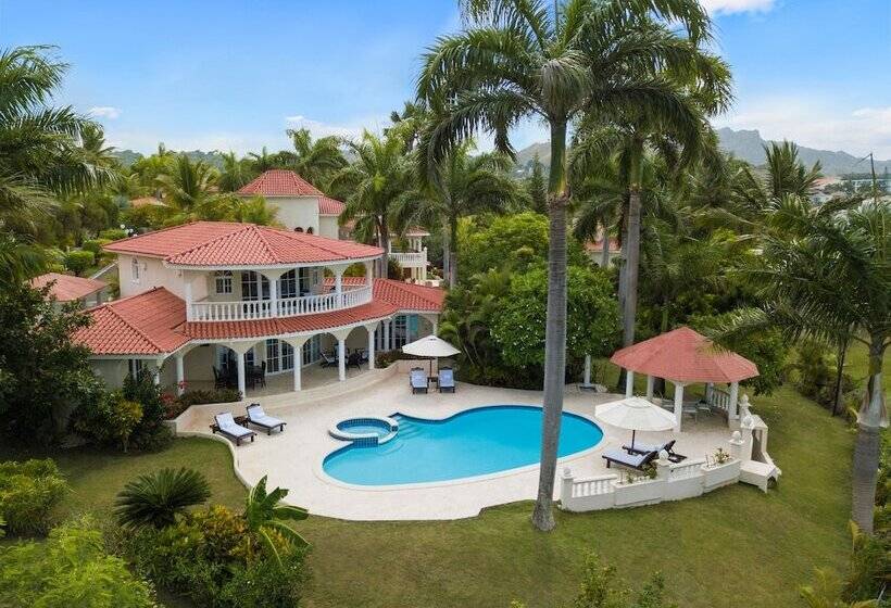 استراحتگاه Crown Villas 6 Bdrm