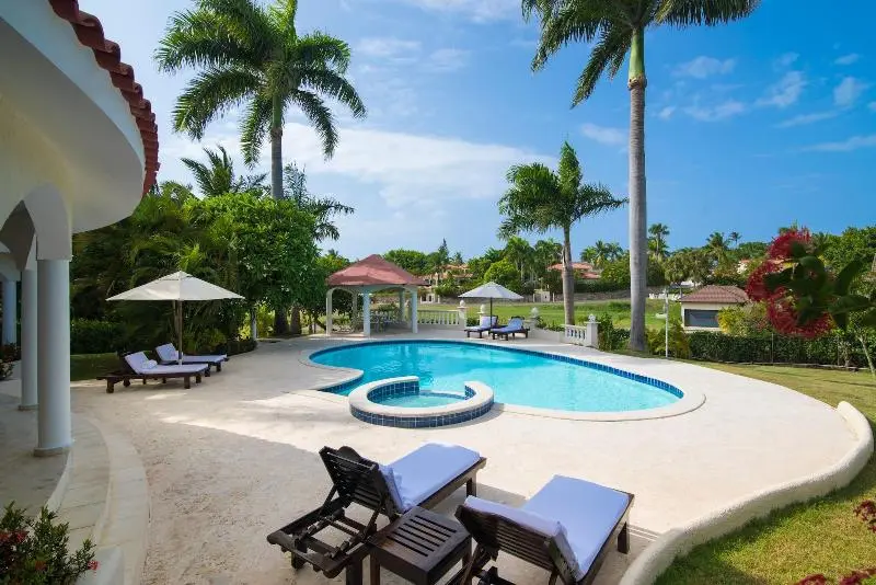 リゾートホテル Crown Villas 6 Bdrm