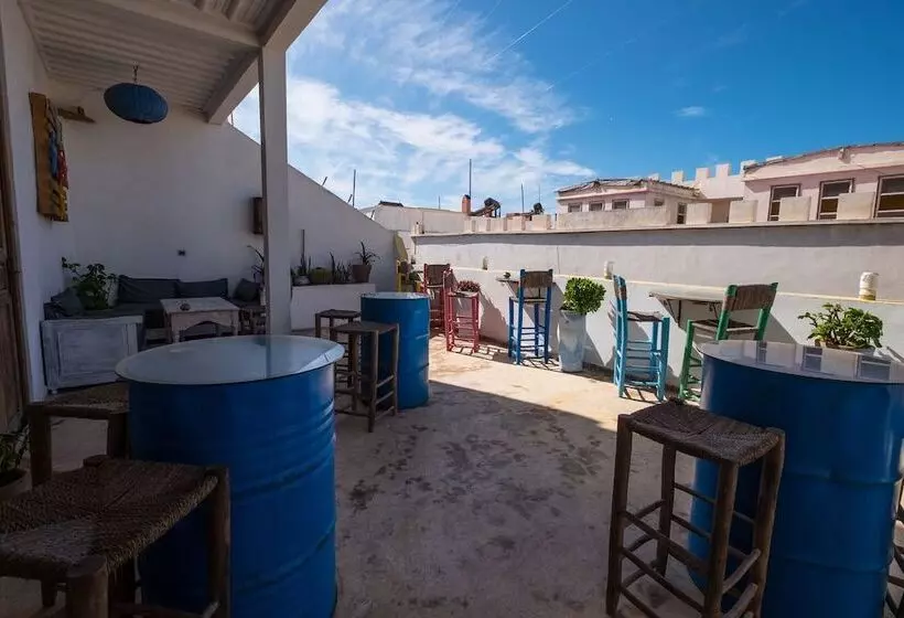 Riad Inna & Watersports Center