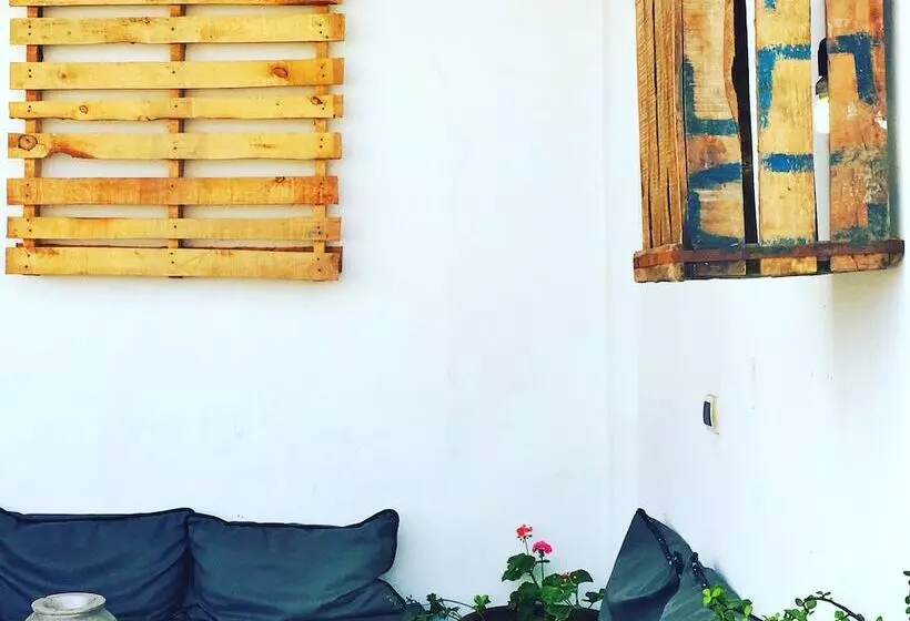 Riad Inna & Watersports Center