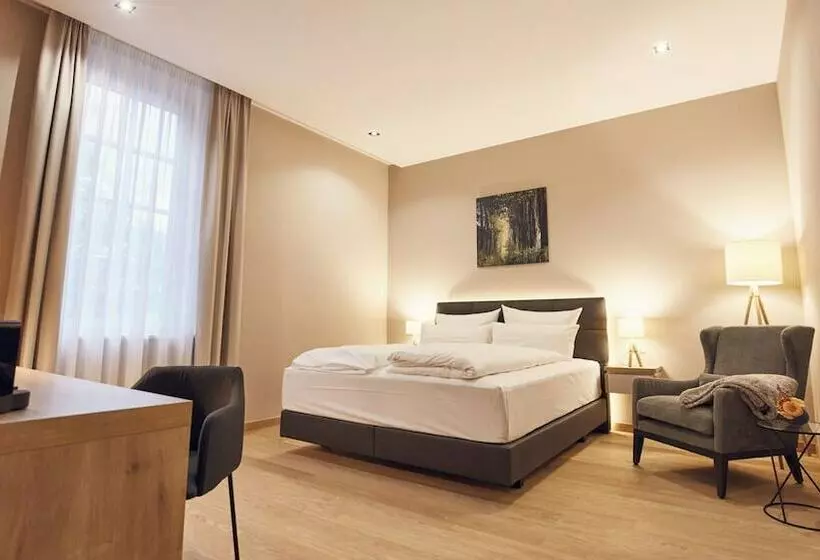 Seehotel Maria Laach