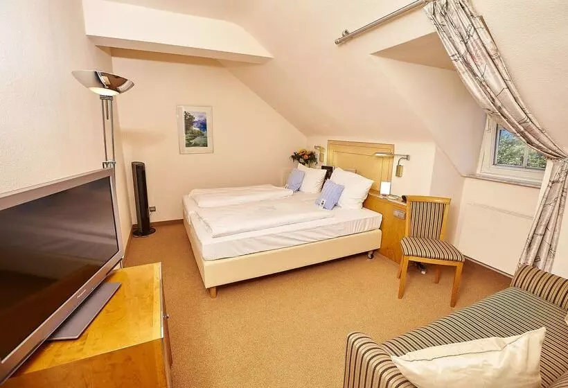 Seehotel Maria Laach