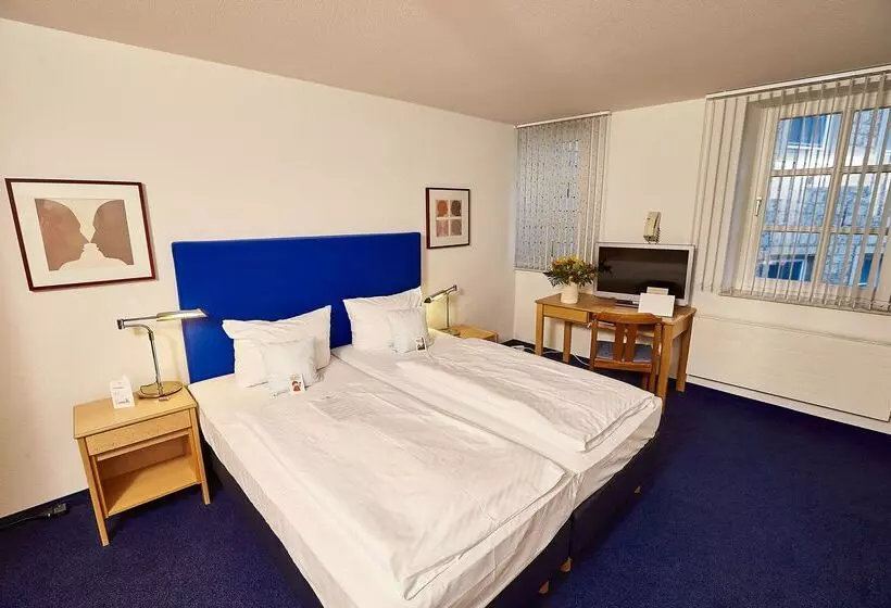 Seehotel Maria Laach